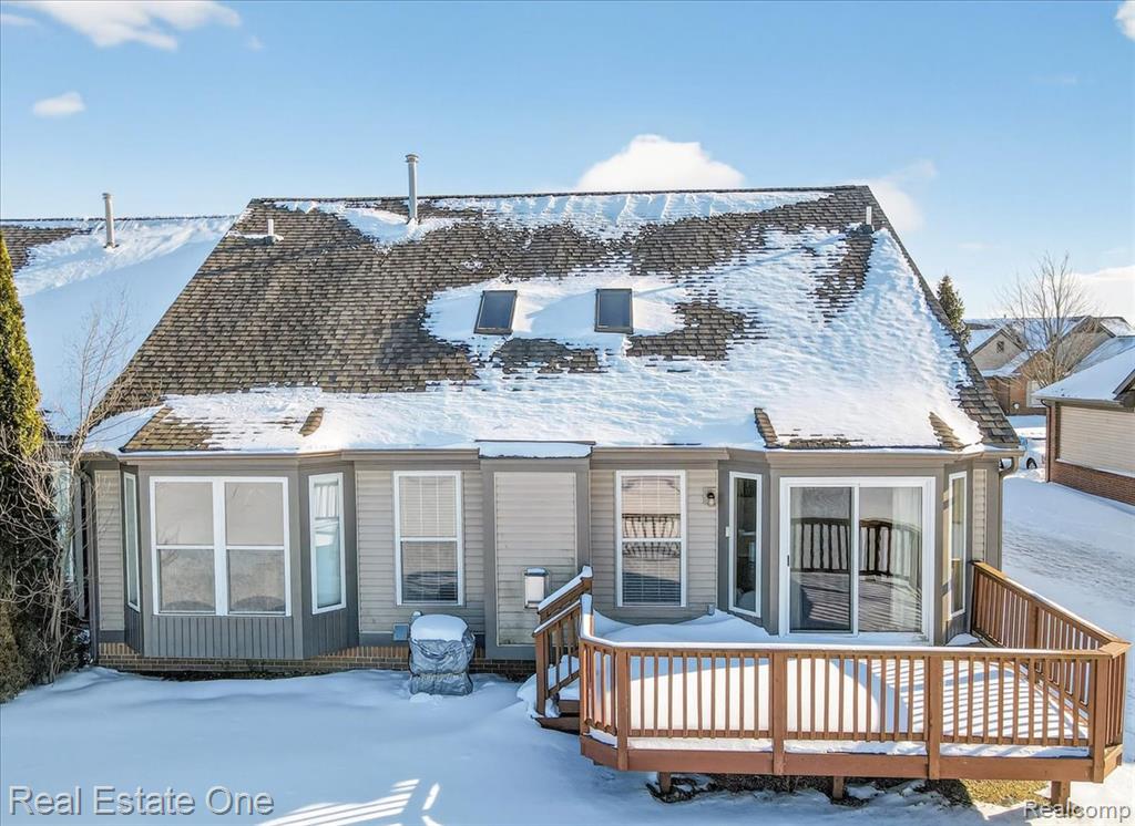460 Golf Villa Drive, 9, Oxford, MI 48371 — Photo 5