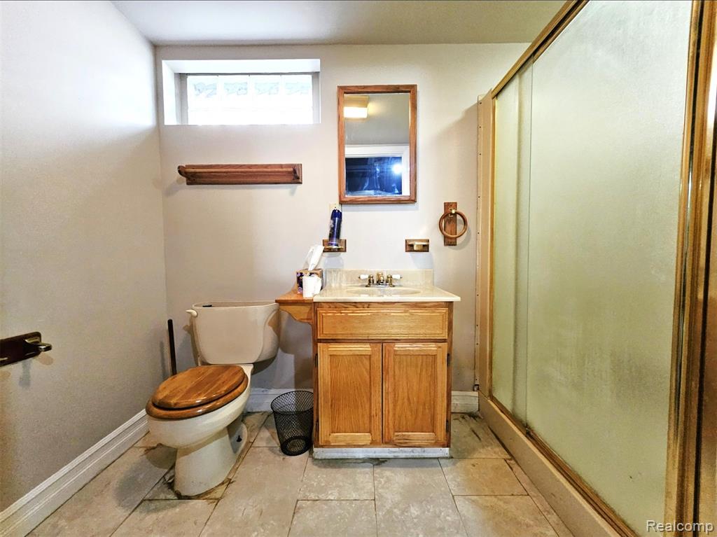 16830 S Stephens Drive E, Eastpointe, MI 48021 — Photo 27