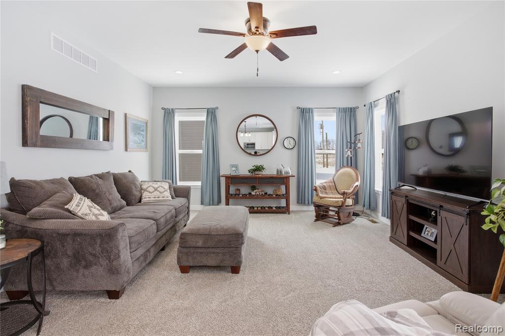6275 Summerbrooke Circle, Fowlerville, MI 48836 — Photo 4