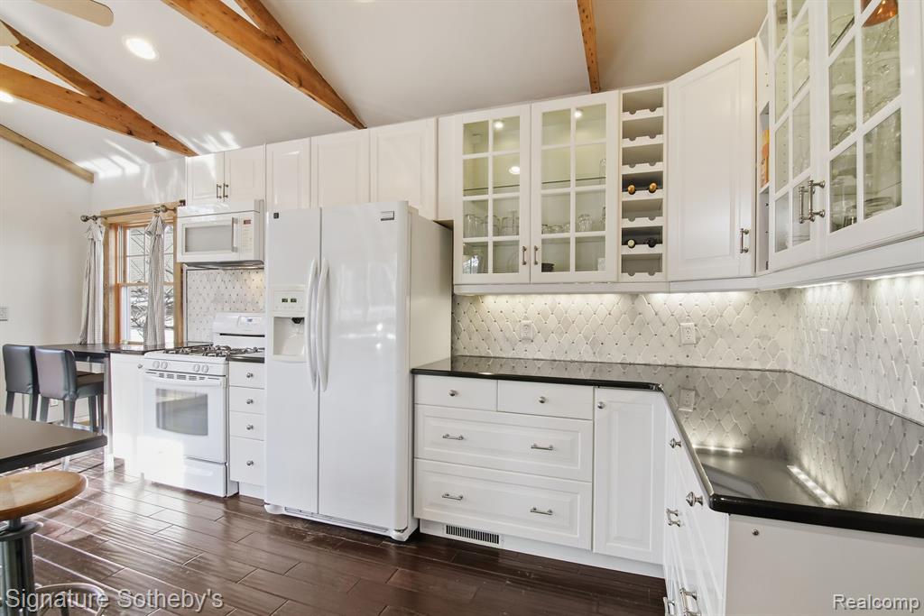 923 N Center Street, Royal Oak, MI 48067 — Photo 14