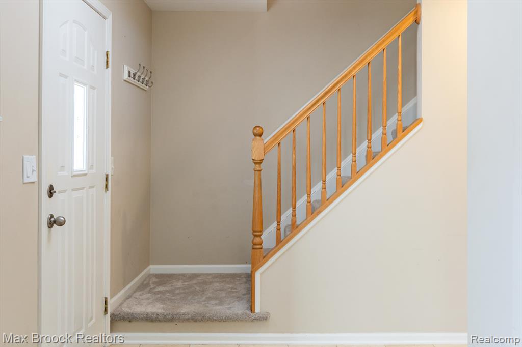 906 McLean Avenue, Royal Oak, MI 48067 — Photo 12