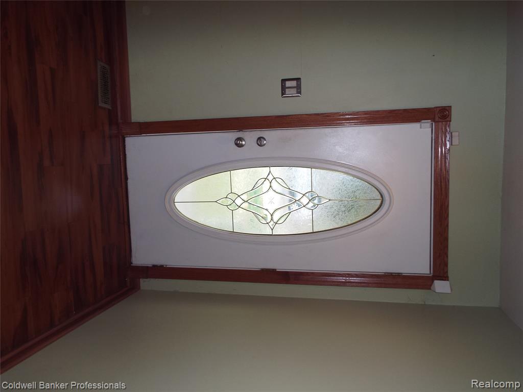 263 N Walnut Street, Mount Clemens, MI 48043 — Photo 7