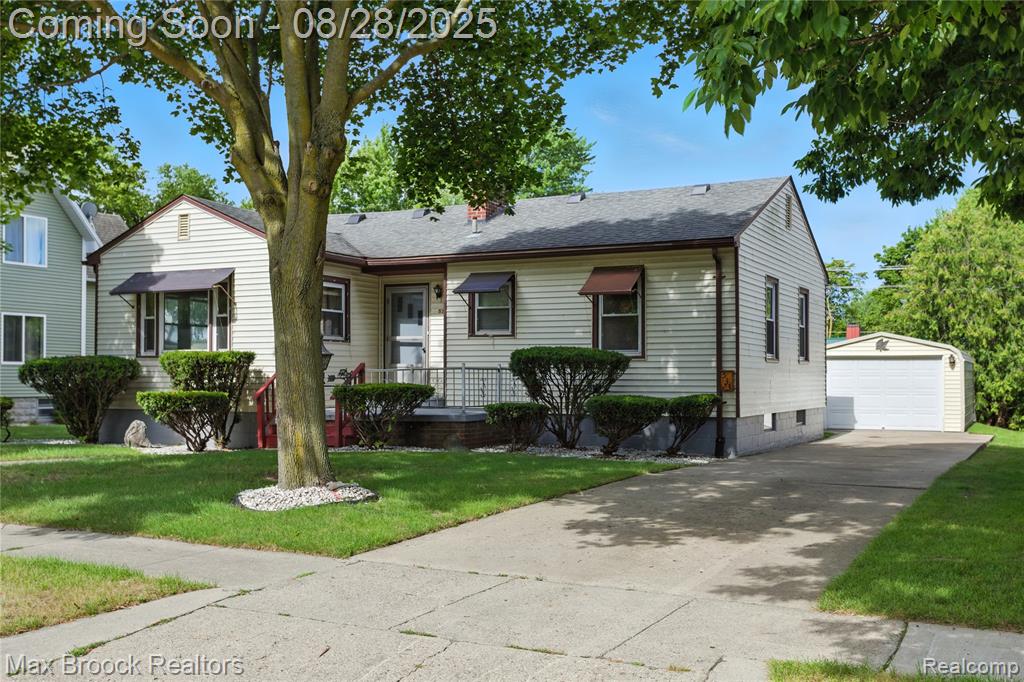 533 N Center Street, Sebewaing, MI 48759 — Photo 32