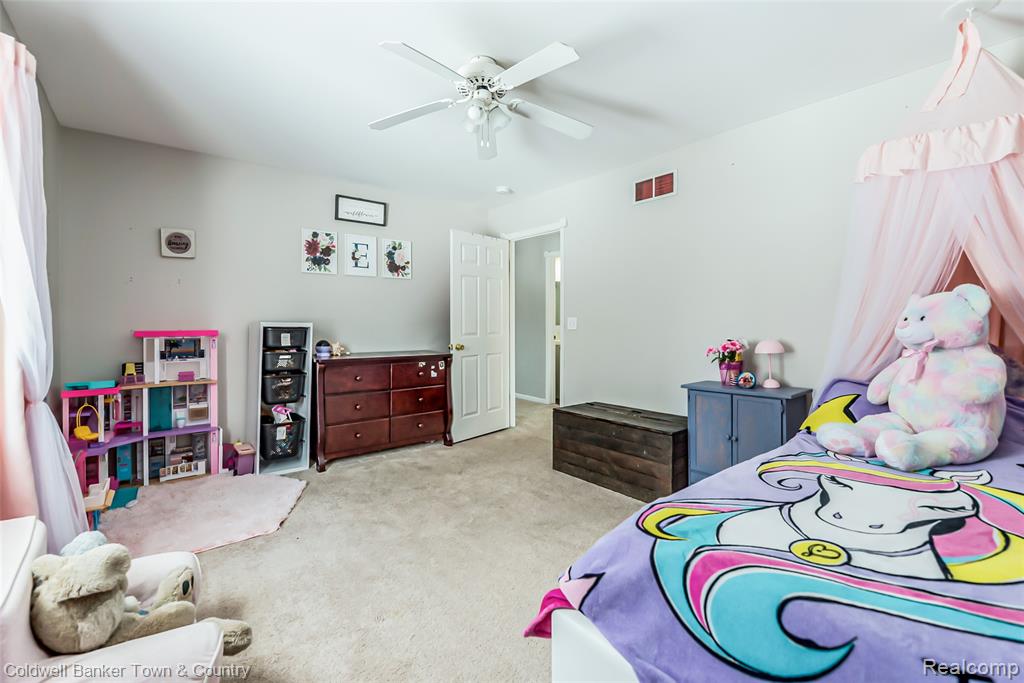 1420 Butler Boulevard, Howell, MI 48843 — Photo 32