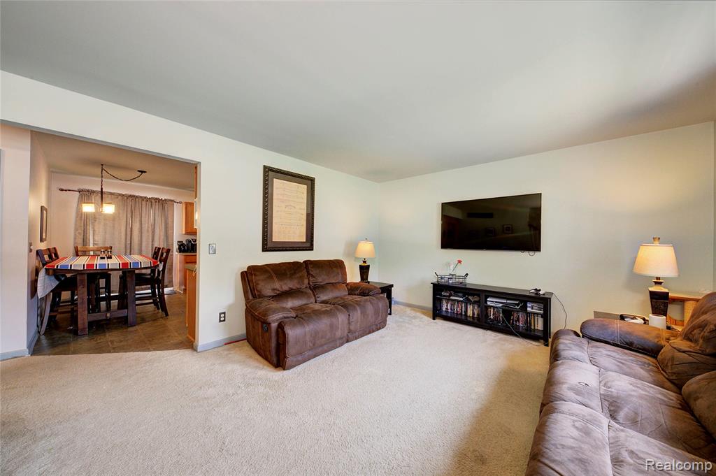 8972 Ash Drive, Whitmore Lake, MI 48189 — Photo 5