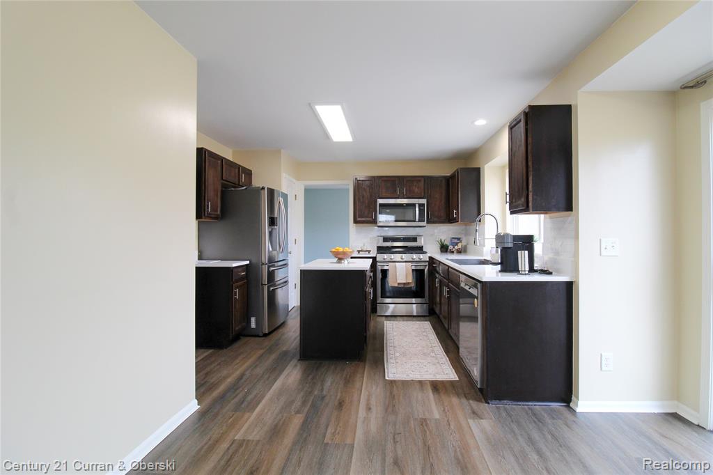 3571 BROOKLYN Drive, Canton, MI 48188 — Photo 11