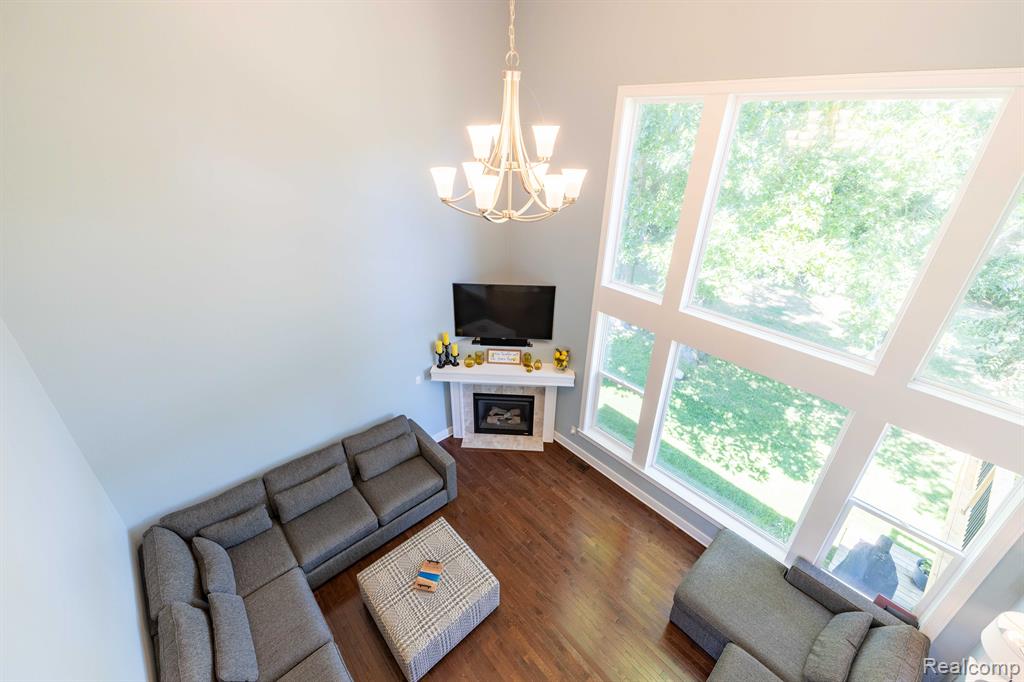299 NAPA VALLEY Drive, Milford, MI 48381 — Photo 14