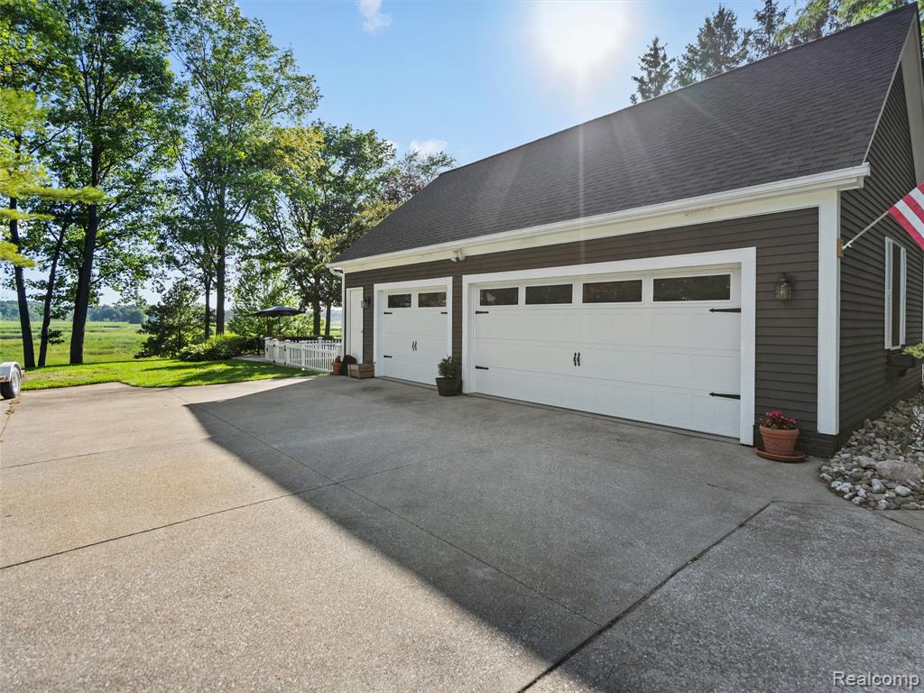 11285 Katrine Drive, Fenton, MI 48430 — Photo 50