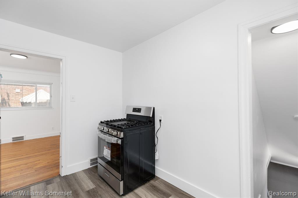 4637 Devonshire Road, Detroit, MI 48224 — Photo 11