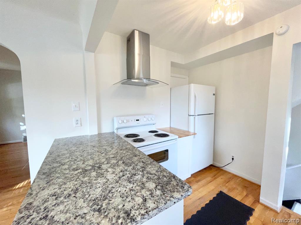 814 N Gainsborough Avenue, Royal Oak, MI 48067 — Photo 19
