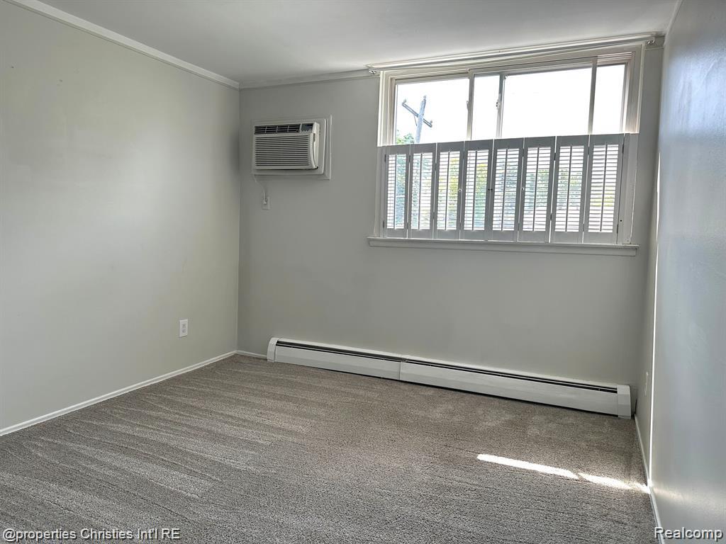 4917 Crooks Road, Royal Oak, MI, 48073