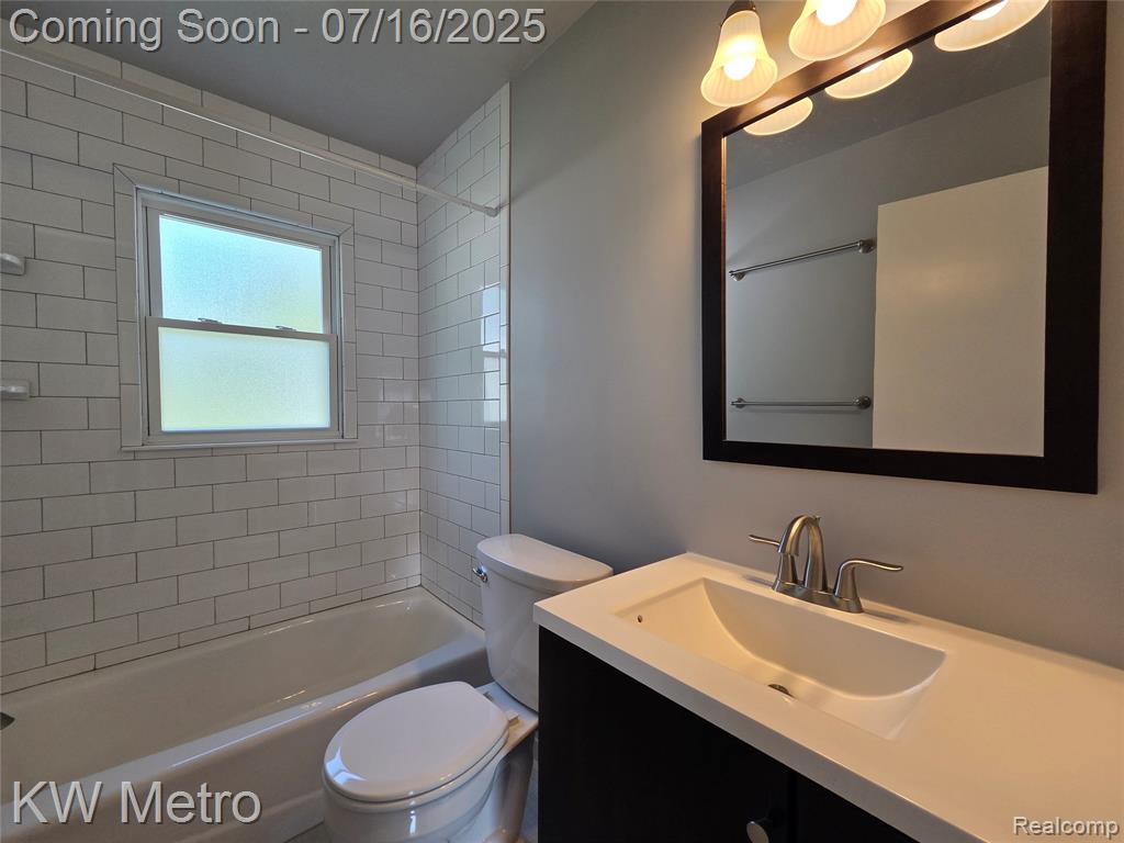 4507 Sedgemoor Avenue, Royal Oak, MI 48073 — Photo 6