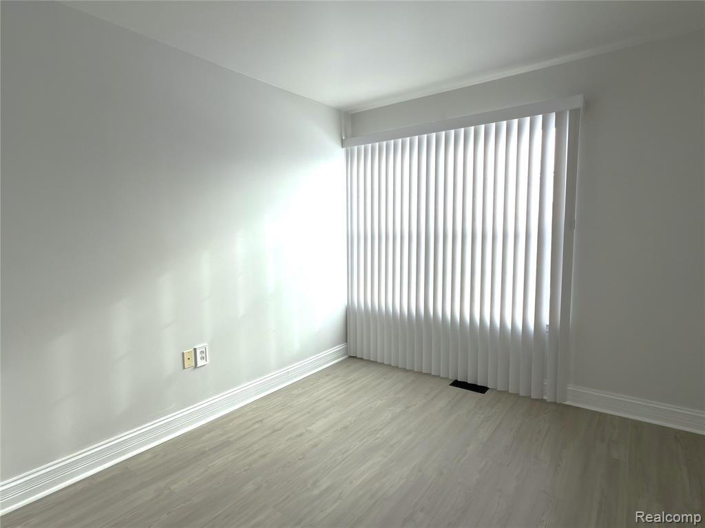 4213 Elizabeth Avenue, Canton, MI 48188 — Photo 15