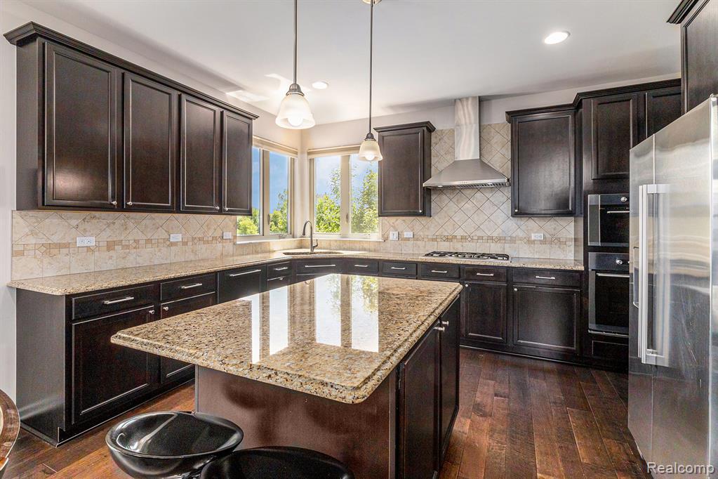 51068 Upland View Street, Canton, MI 48188 — Photo 7