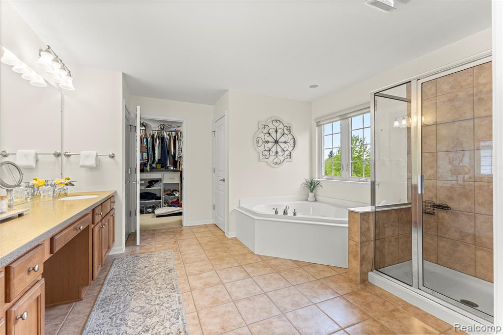 16784 Yellowstone Drive, Northville, MI 48168 — Photo 14