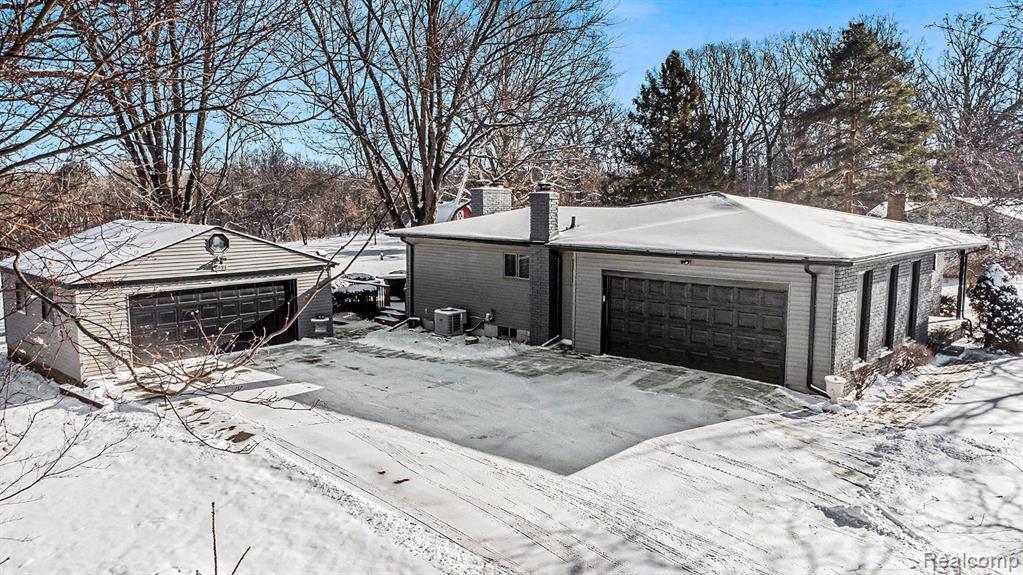 5091 Wakefield Road, Grand Blanc, MI 48439 — Photo 2