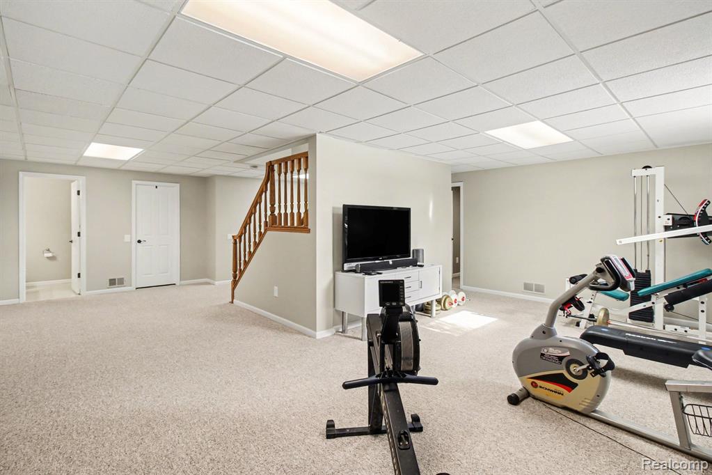 8620 Southridge Drive, Howell, MI 48843 — Photo 35