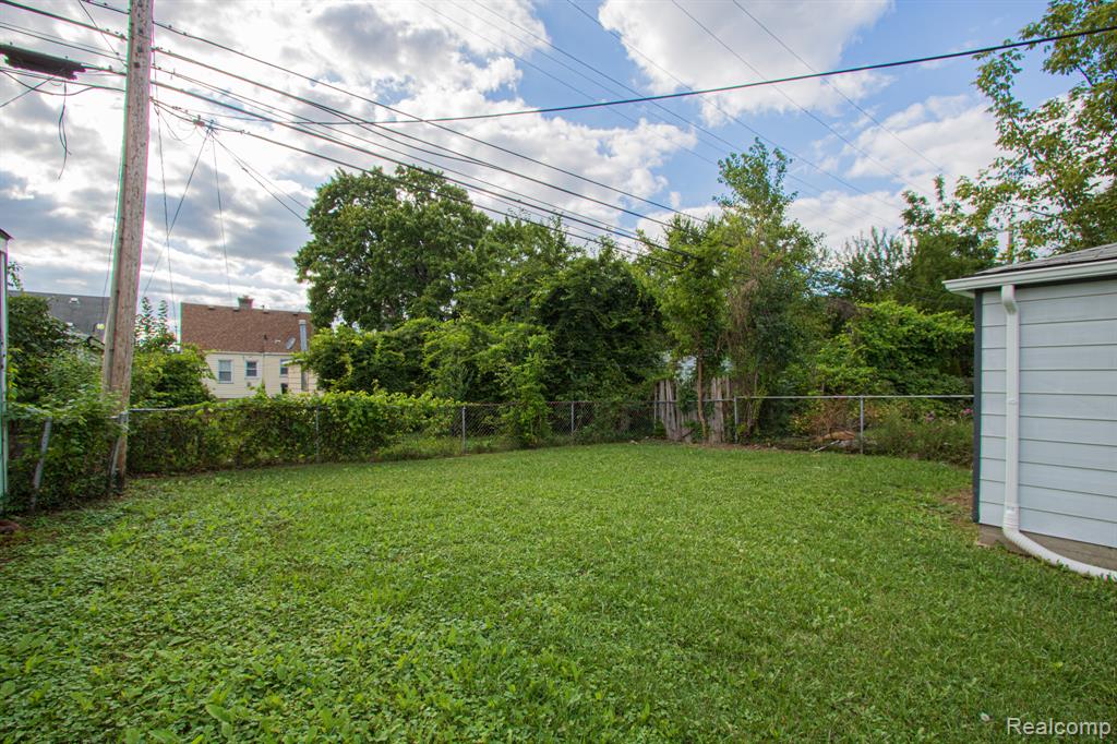 6219 Plainview Avenue, Detroit, MI 48228 — Photo 17