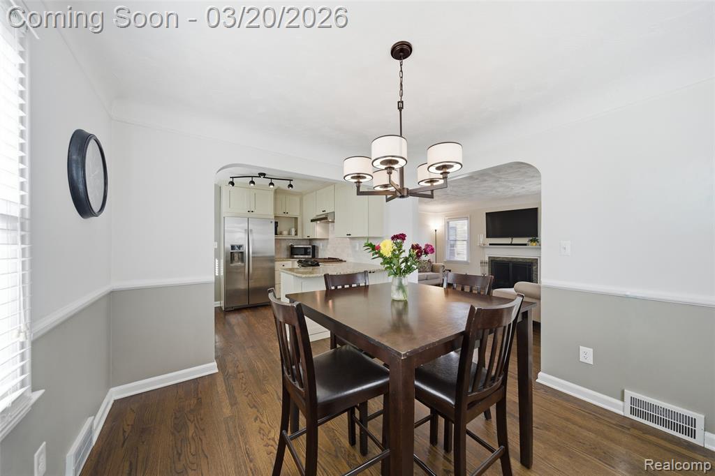 405 N Altadena Avenue, Royal Oak, MI 48067 — Photo 8