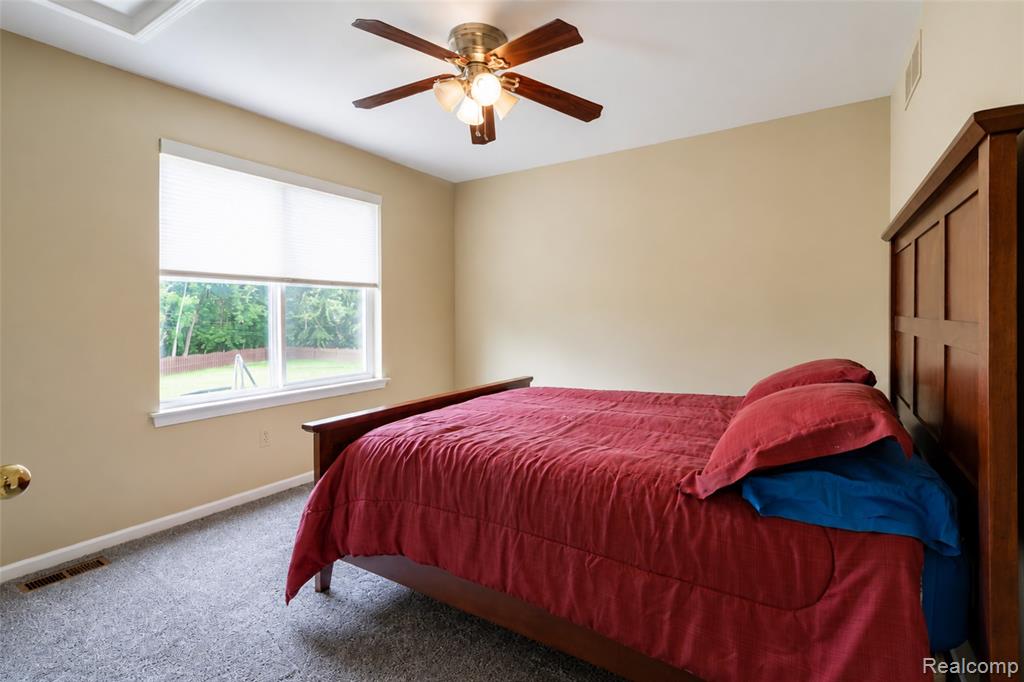 41585 Cherry Hill Road, Canton, MI 48188 — Photo 33