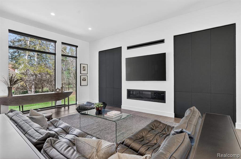 7004 Franklin Road, Bloomfield Hills, MI 48301 — Photo 6