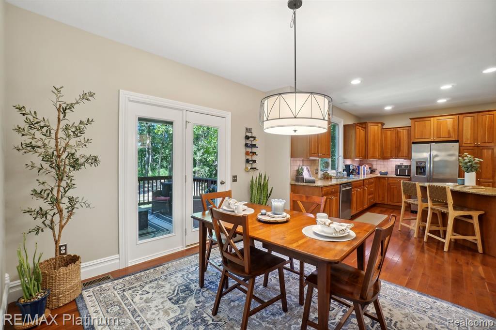 4657 Lakeshire Drive, Howell, MI 48843 — Photo 12