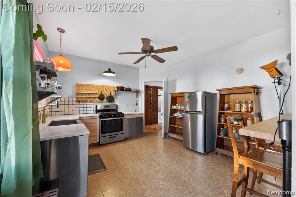 241 Moss Street, Highland Park, MI 48203 — Photo 11