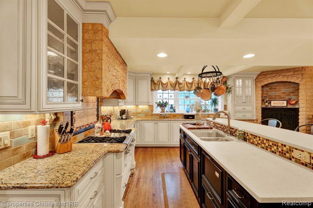 928 Poppleton Street, Birmingham, MI 48009 — Photo 18