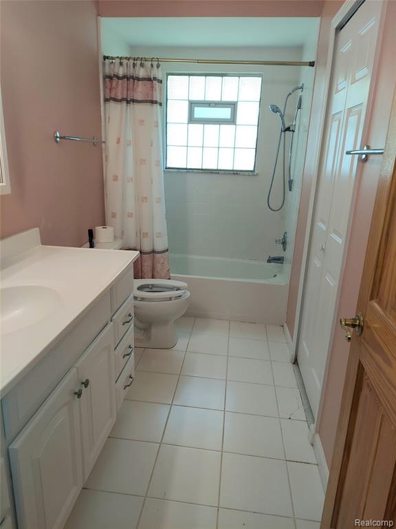 9680 Bloomhill Drive, Holly, MI 48442 — Photo 8