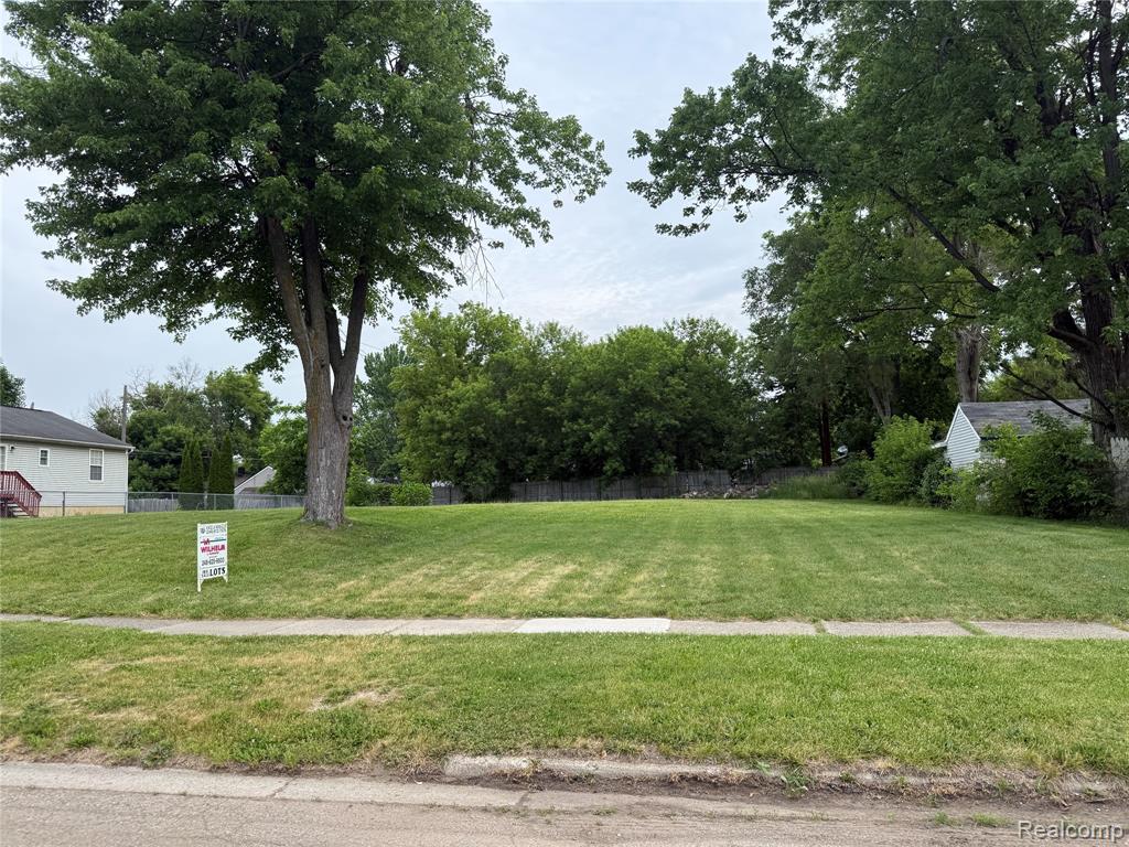 69 E Ann Arbor Avenue, Pontiac, MI 48340 — Photo 7