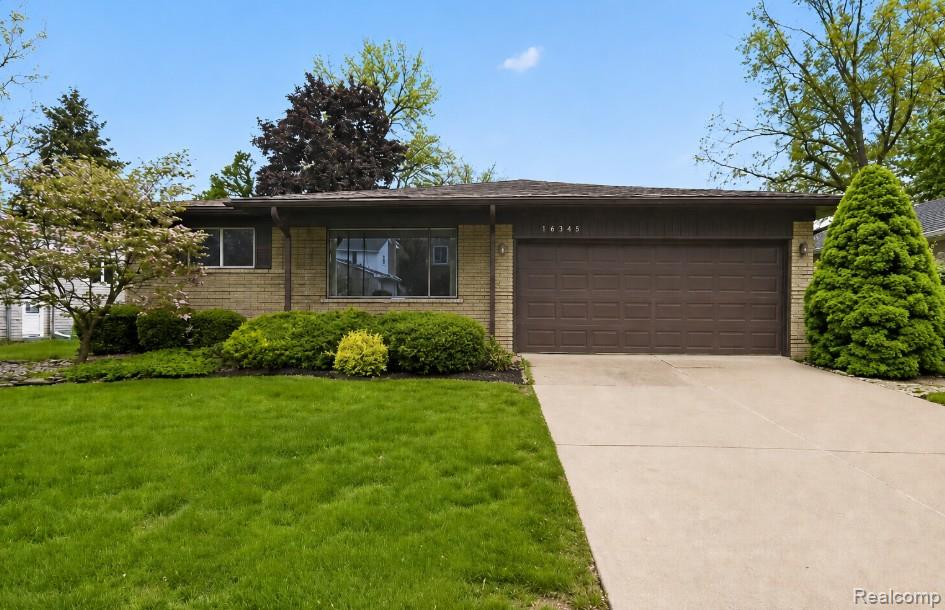 14341 Heritage Street, Riverview, MI 48193 — front exterior