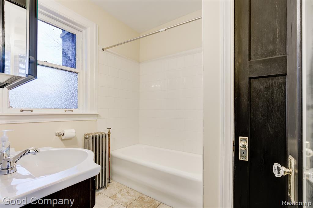 433 E KIRBY Street, Detroit, MI 48202 — Photo 31