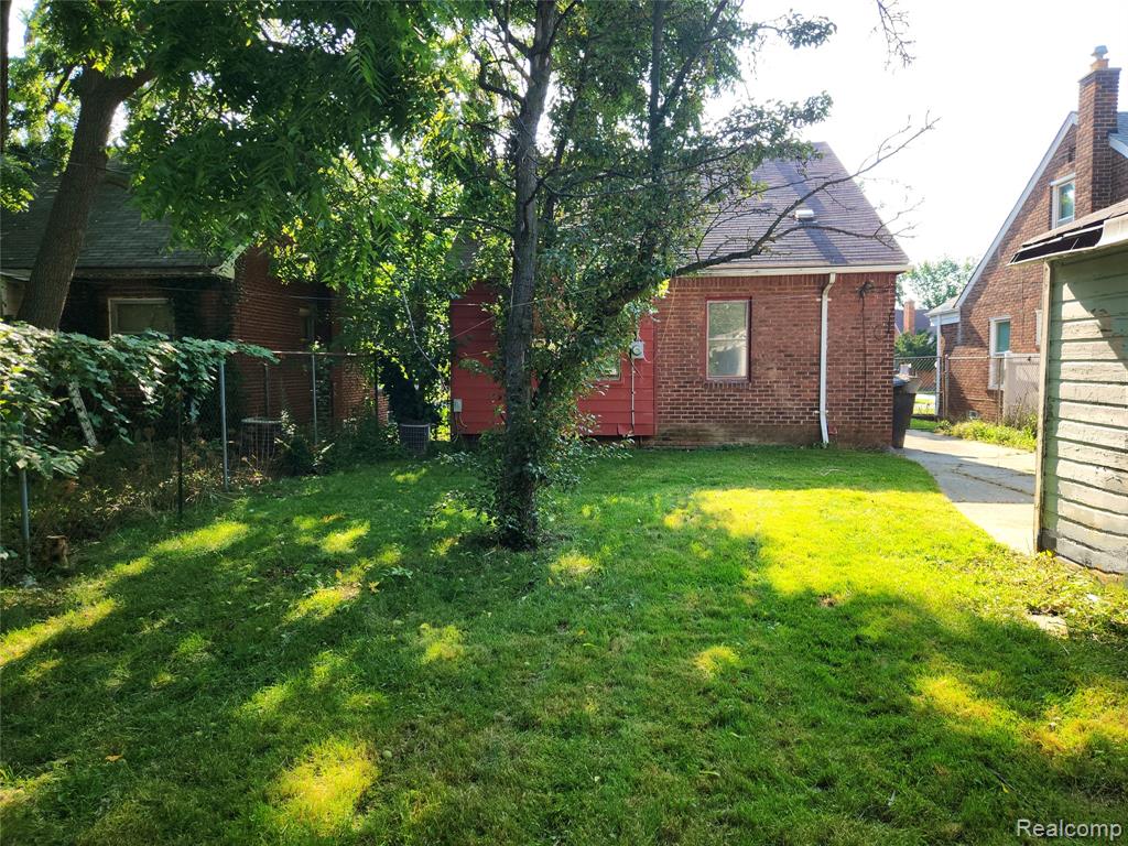 8210 Meyers Road, Detroit, MI 48228 — Photo 12