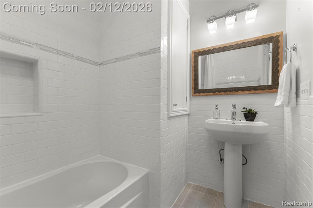 41901 8 Mile Road, Northville, MI 48167 — Photo 28