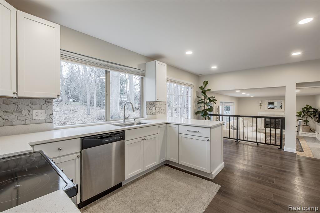 775 Basswood Drive, Rochester Hills, MI 48309 — Photo 7