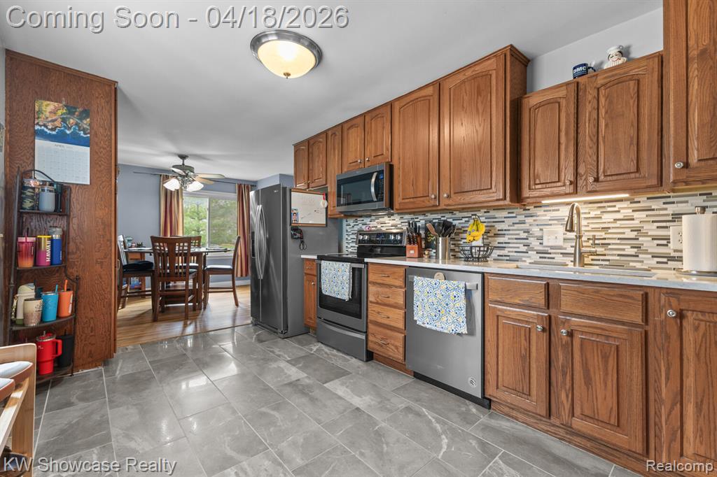 3478 Richmond Street, Waterford, MI 48328 — Photo 5