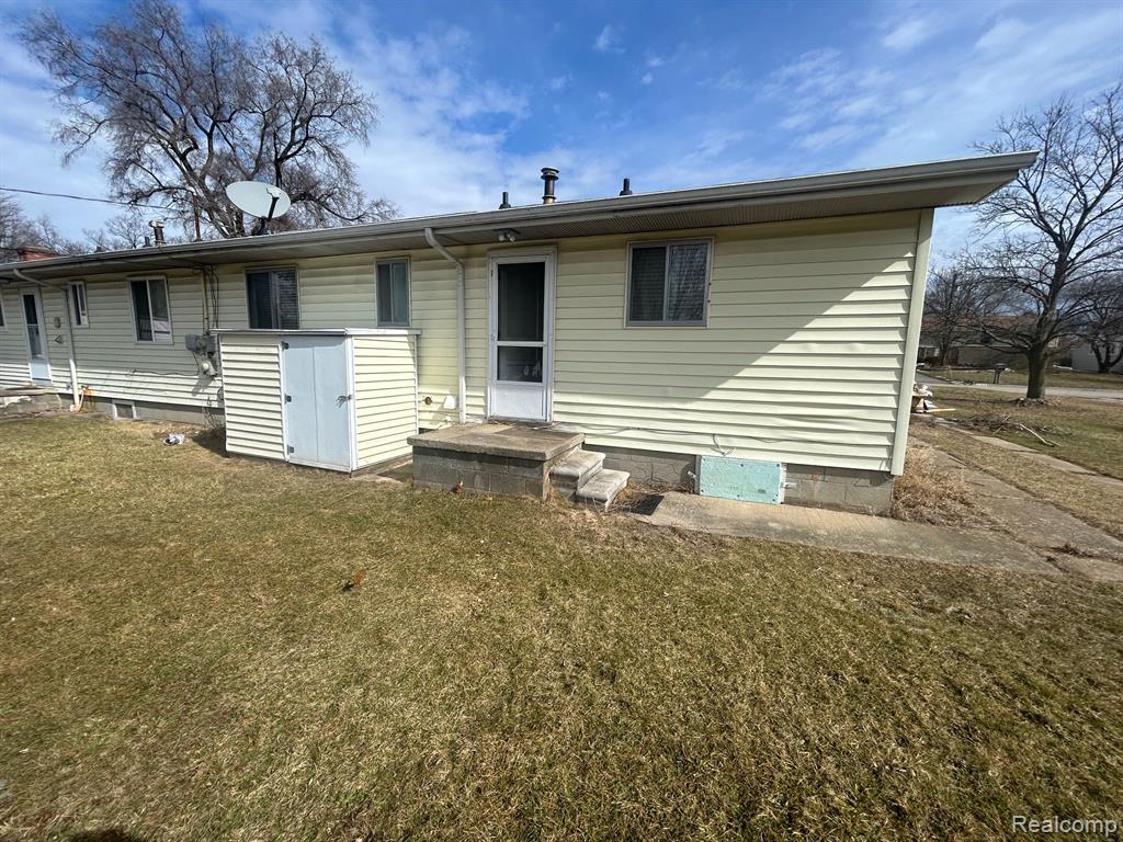 5262 VAN WINKLE Street, Brighton, MI 48116 — Photo 14
