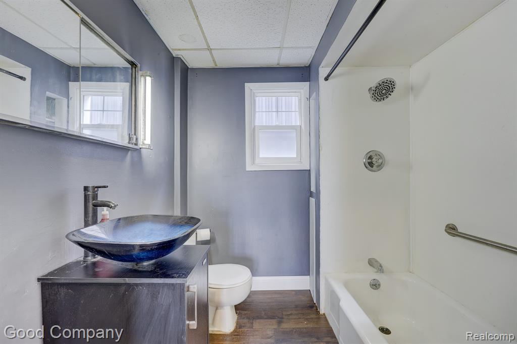 736 E Meyers Avenue, Hazel Park, MI 48030 — Photo 21