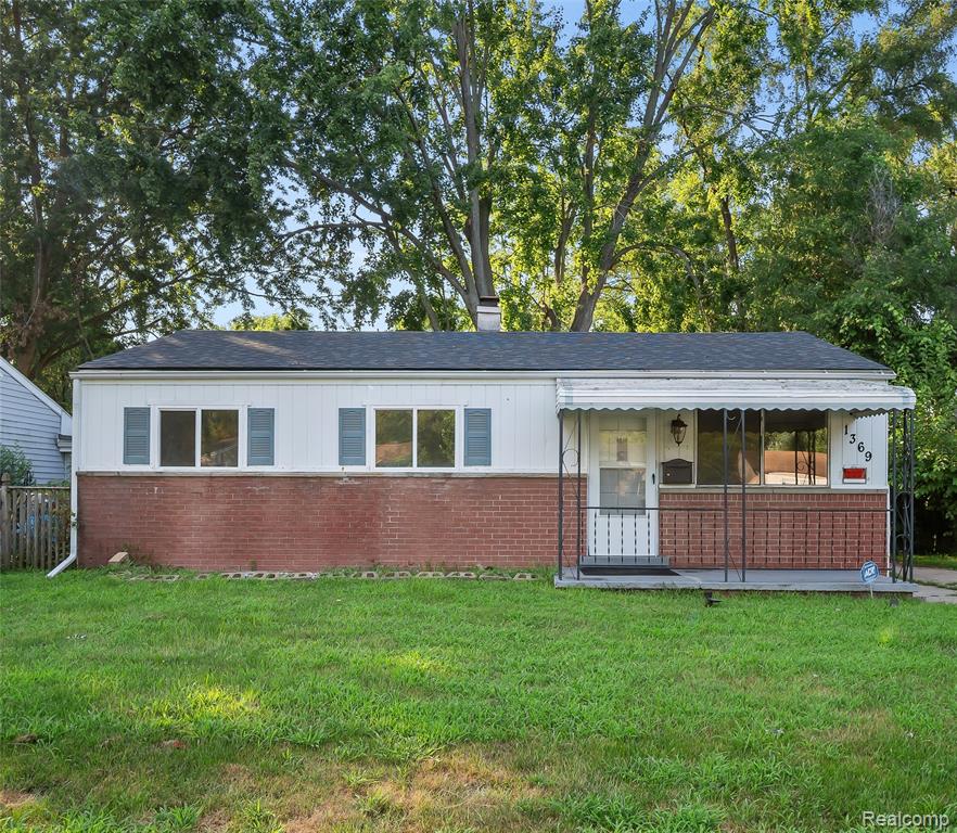 1369 Candlewood Lane, Ypsilanti, MI 48198 — Photo 2
