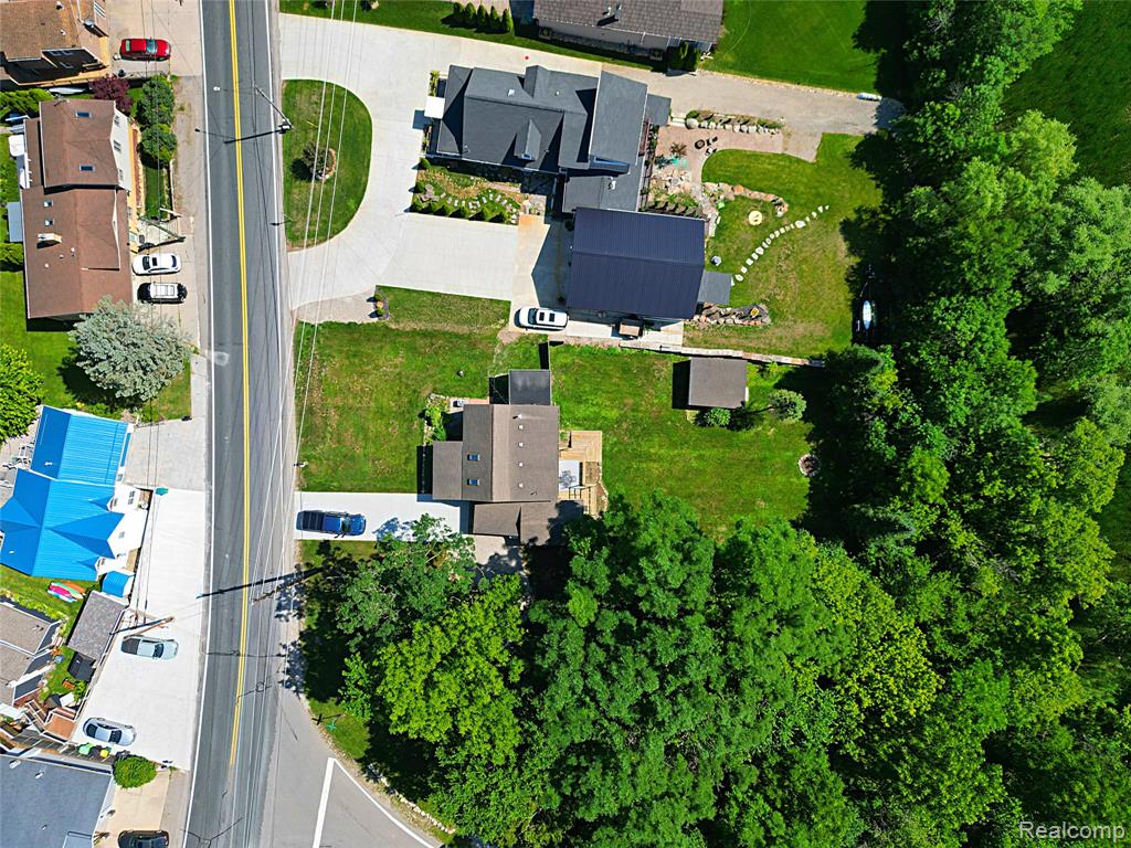 412 E Shore Drive, Whitmore Lake, MI 48189 — Photo 54