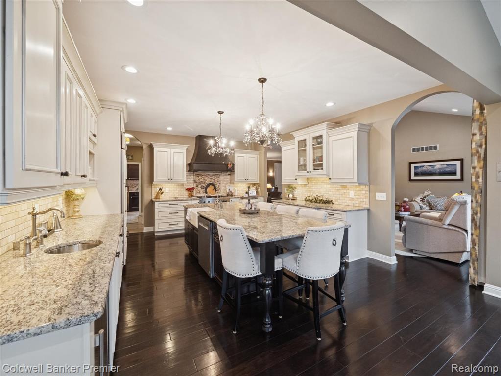 214 Presidio Drive, Ortonville, MI 48462 — Photo 4
