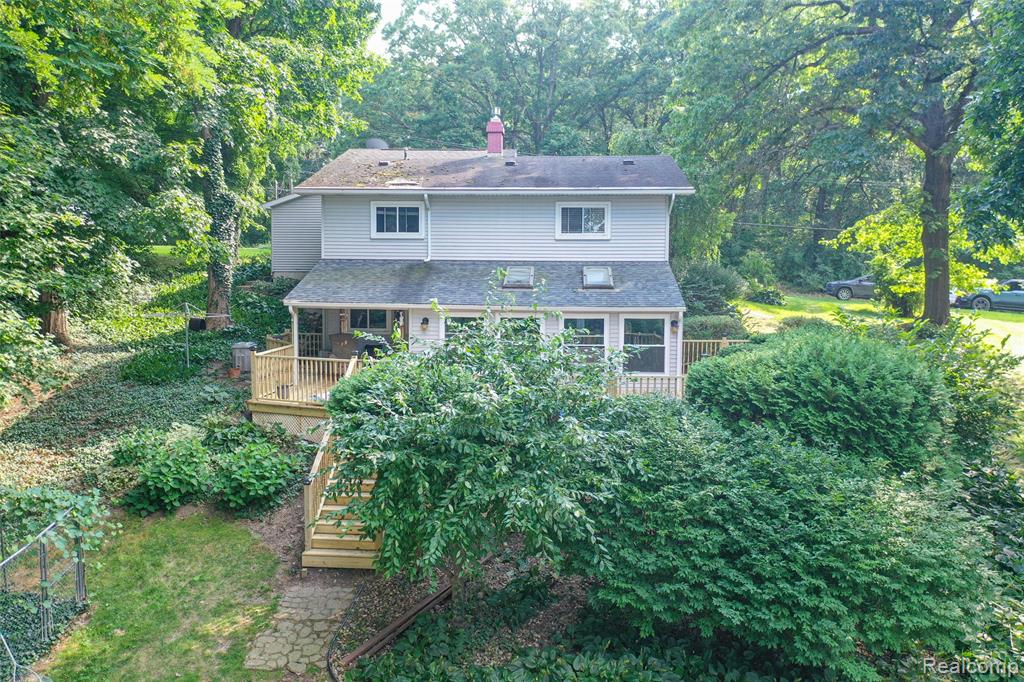 1938 Lakeview Drive, Lapeer, MI 48446 — Photo 33