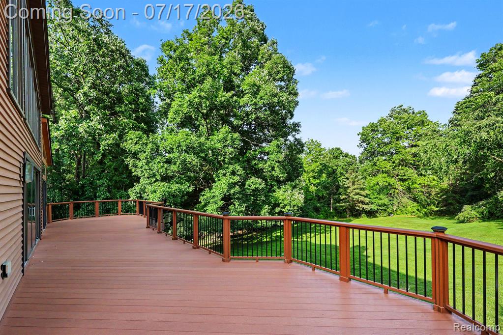 5685 Paint Valley Drive, Rochester, MI 48306 — Photo 38