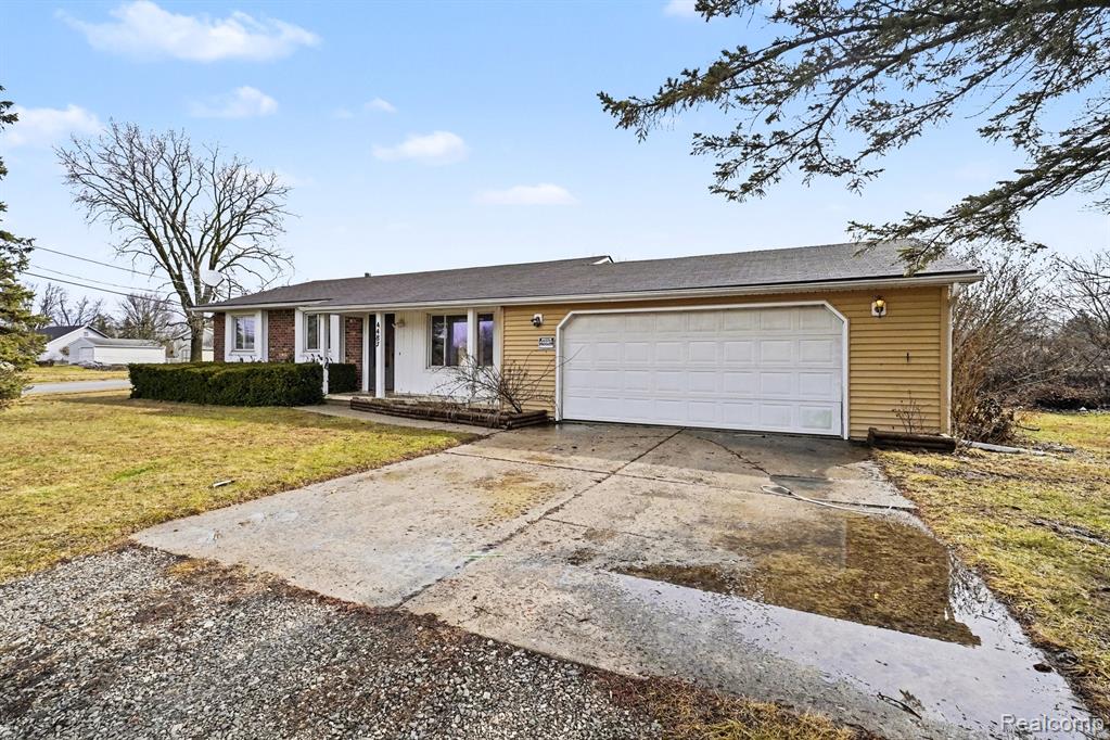4483 Columbine Avenue, Burton, MI 48529 — Photo 7