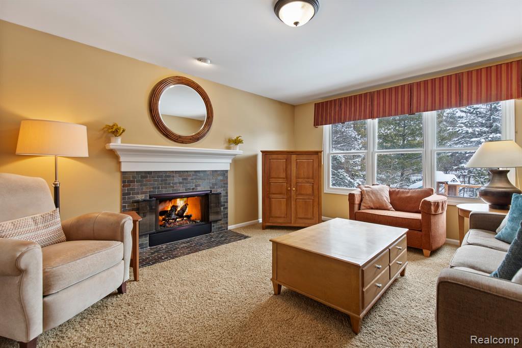 7997 BROOKWOOD Drive, Clarkston, MI 48348 — Photo 9