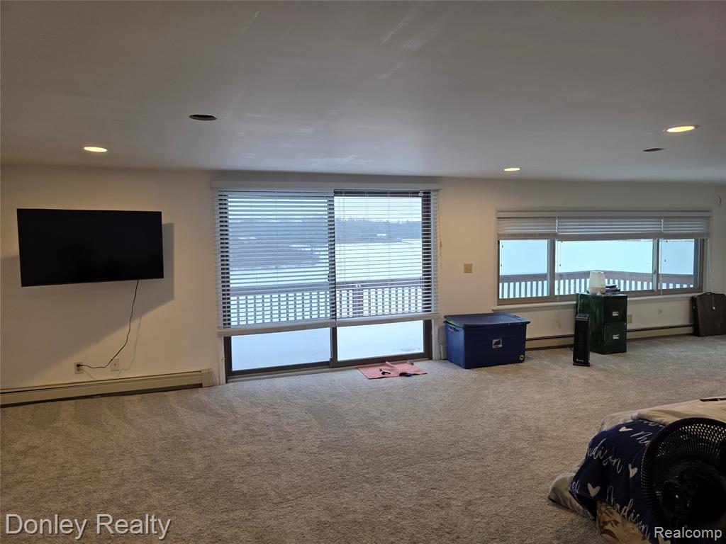 4677 Point Court, MI — Photo 14