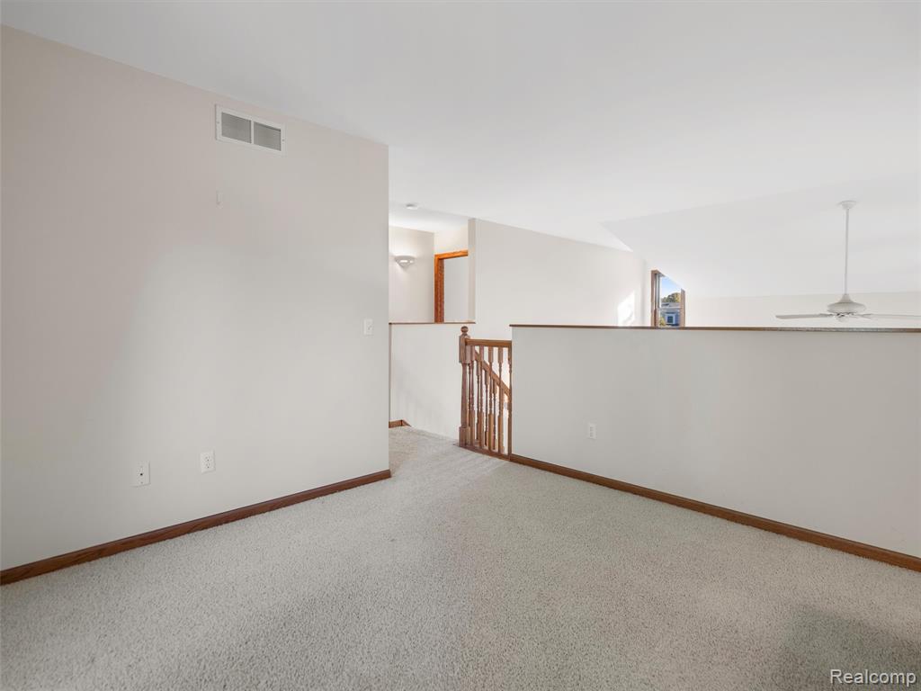 58291 Pleasant View Court, Washington, MI — Photo 9