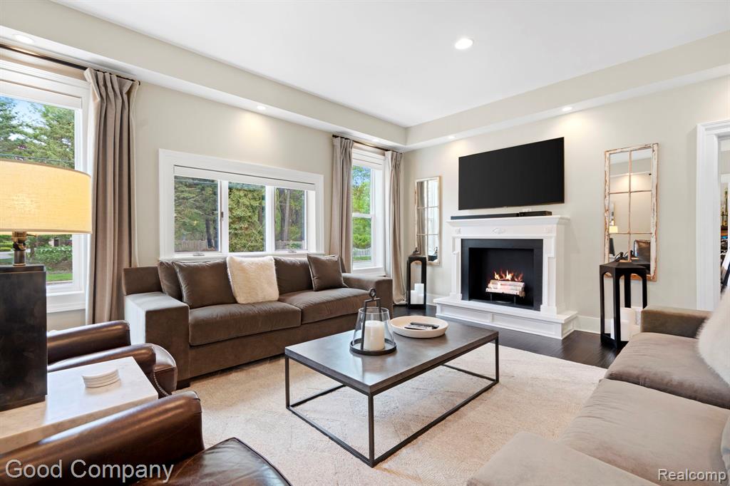 612 N LAKESHORE Drive, Ludington, MI 49431 — Photo 16