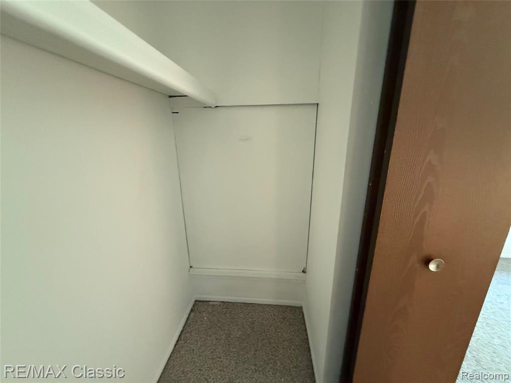 7806 Manor Circle, 103, Westland, MI — Photo 13