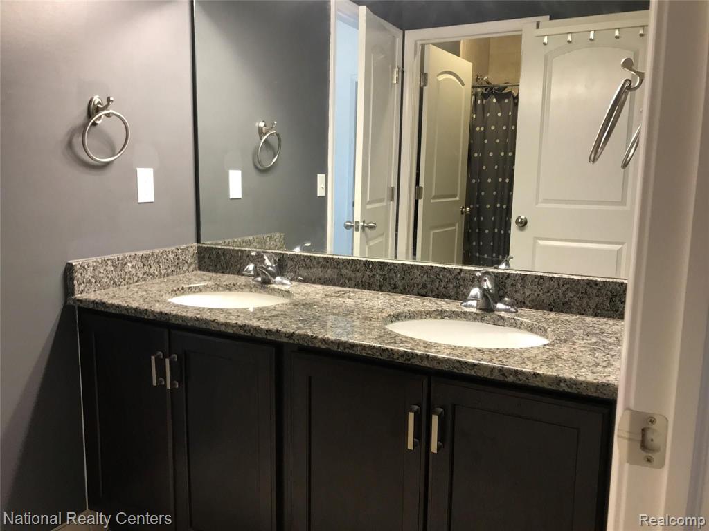 51271 UPLAND VIEW Street, Canton, MI 48188 — Photo 7